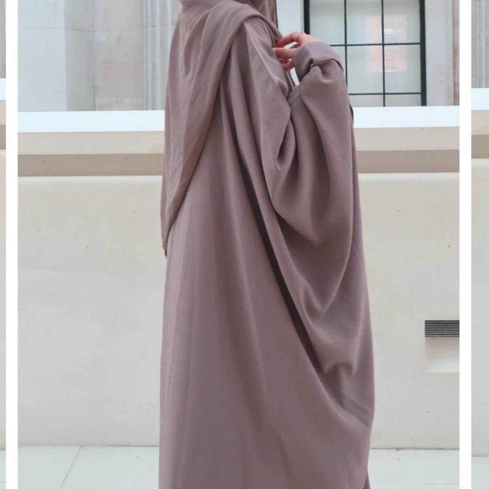 Safia the Label Malika Abaya in dusty rose